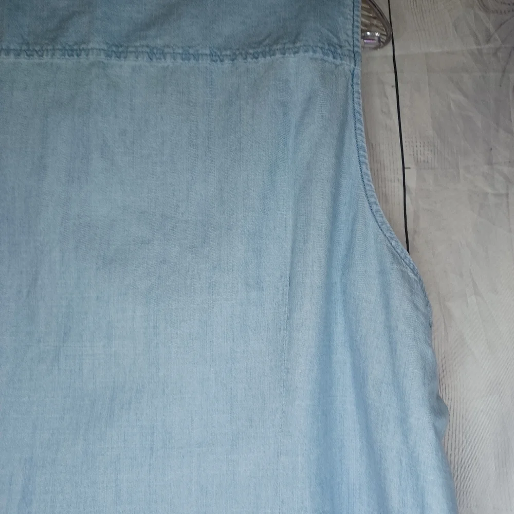 J.Crew Factory Women's Chambray Button-Down Classic Preppy Sleeveless Top NWT